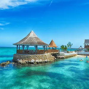 Seagarden Beach Resort Montego Bay